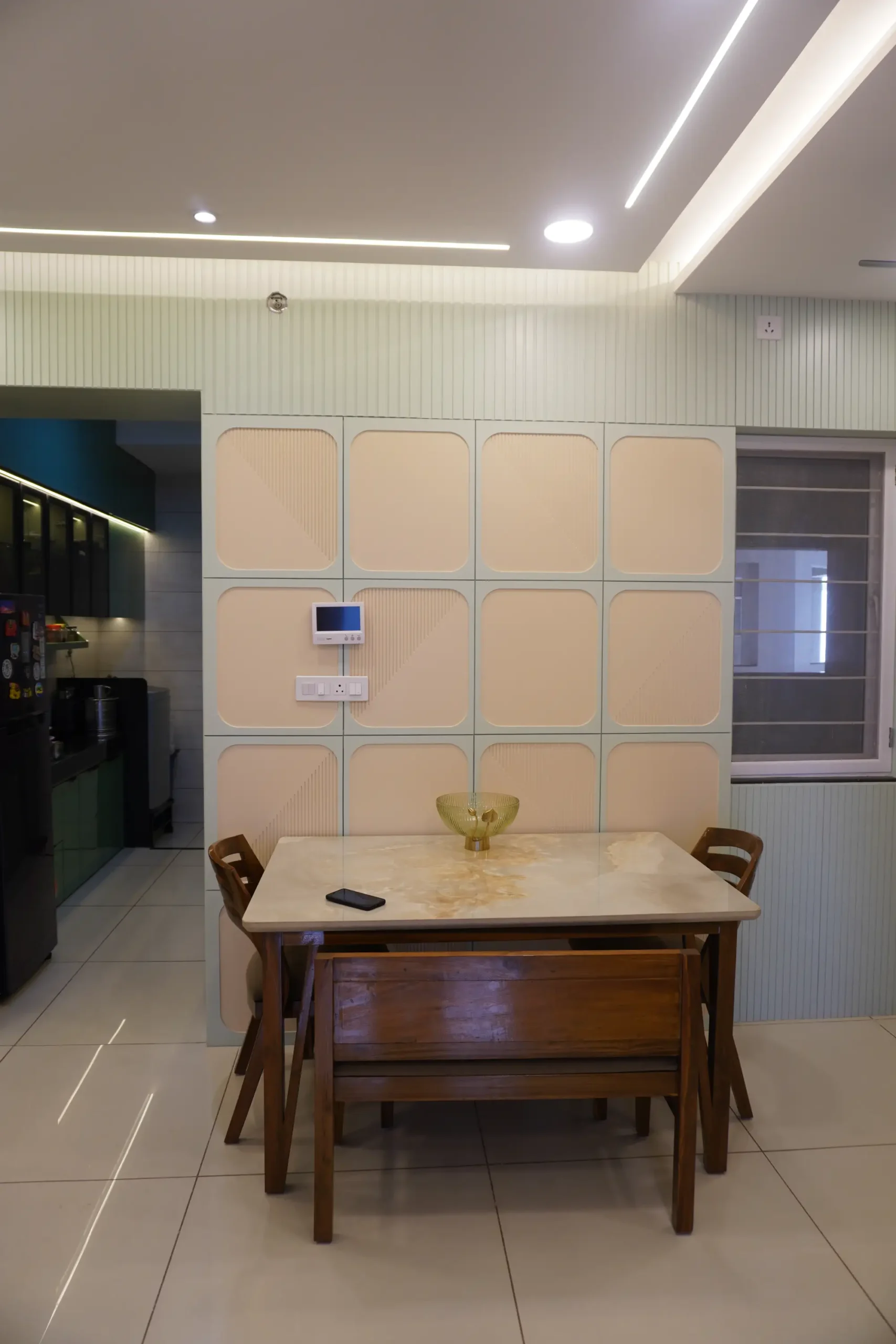 Inside Decorz Furniture and Decor 01